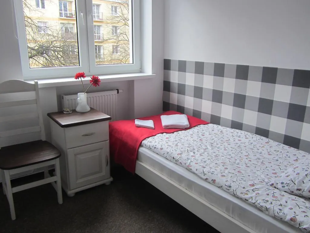 Hostel Ll20
